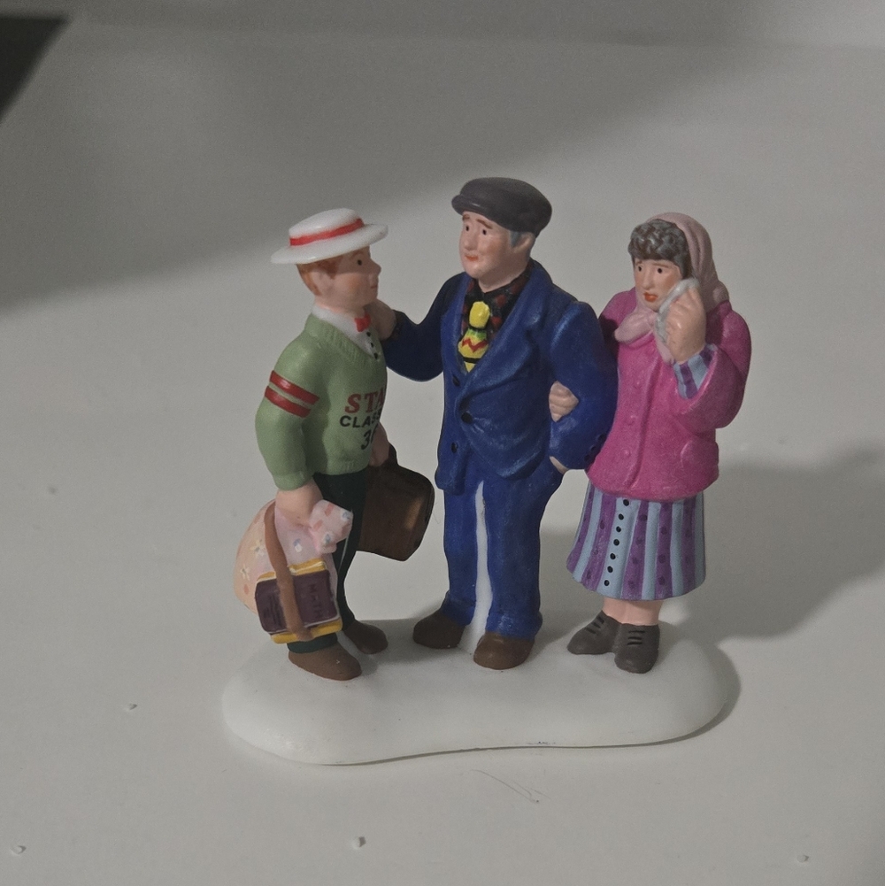 Department 56 "Off To College!" figurine Christmas In The City